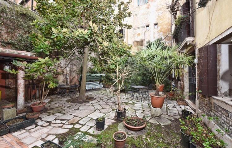 Appartement San Marco Garden House *